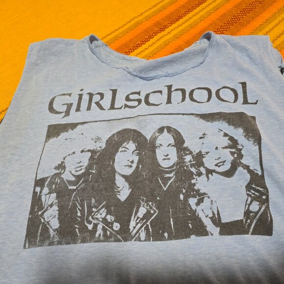 RARE 80s Girlschool Female Rock/Metal Band Orig. DIY Concert Cutoff T-Shirt S/M - Picture 4 of 11